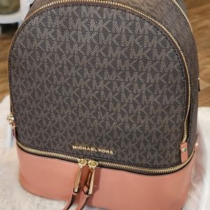 Michael Kors Rhea Medium Backpack